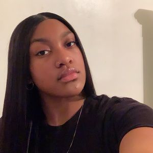 Meet your Posher, Perriana